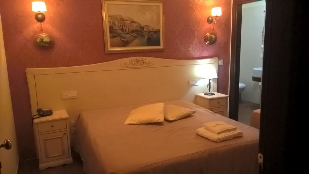 Hotel Villa Clementina Scafati Εξωτερικό φωτογραφία